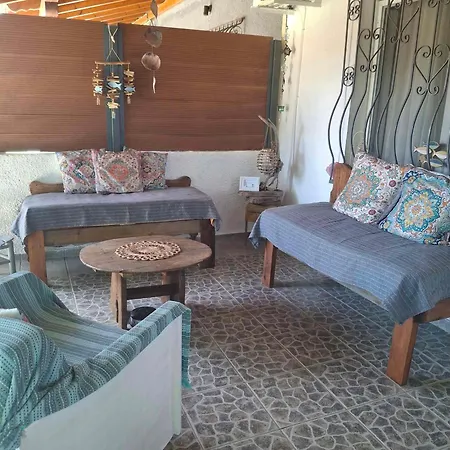 펜션 Boho House 네아 포티데아